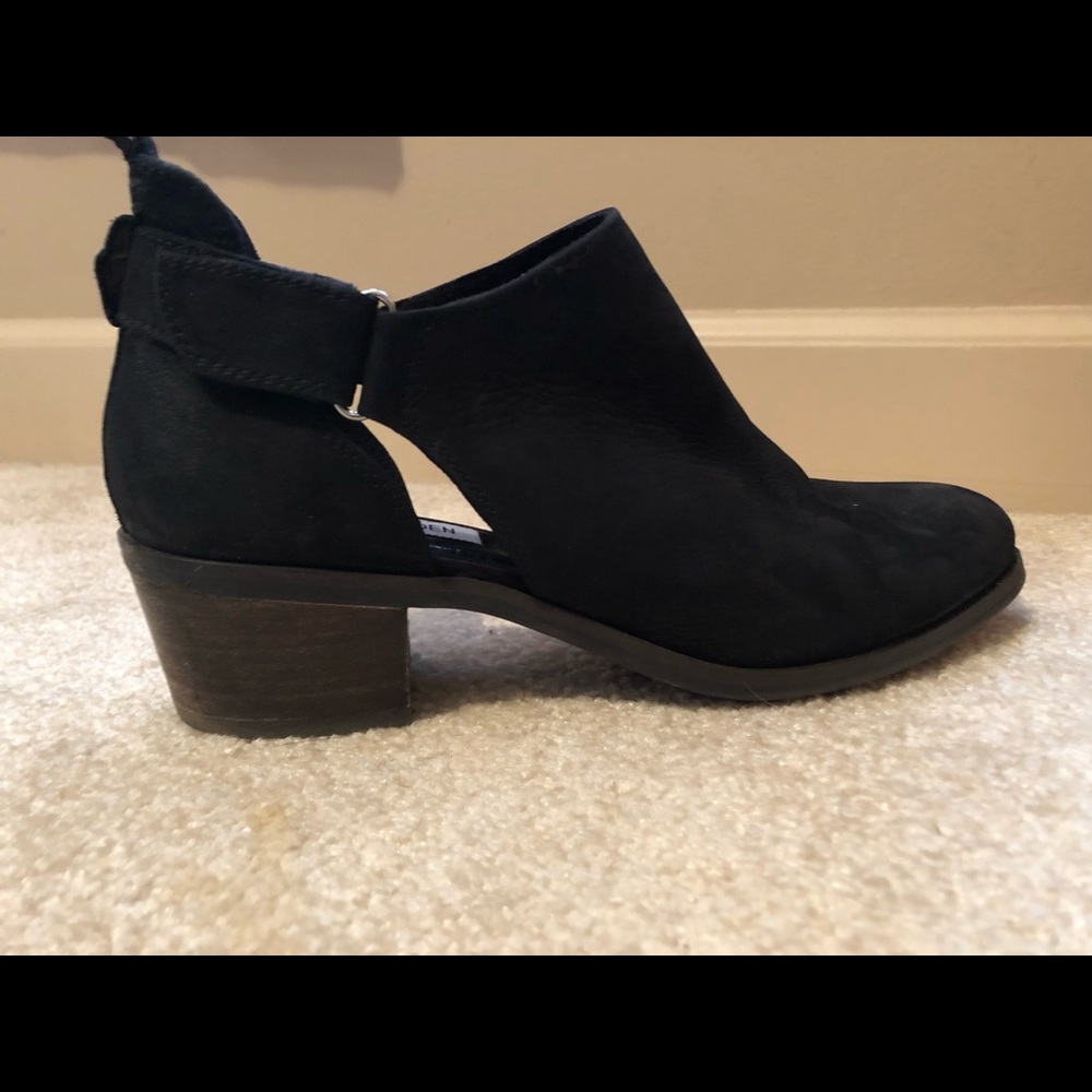 Steve Madden black booties.  Size 10